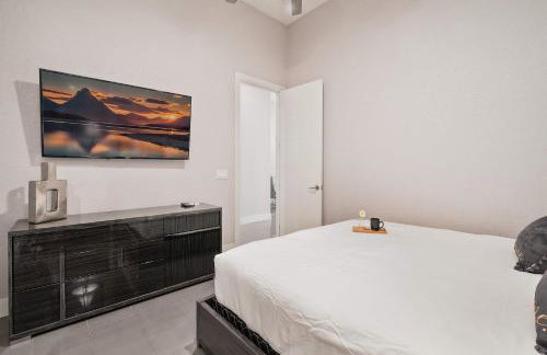 Luxury 6BR Villa w Pool & Cinema 4mi to Disney - Foto 42