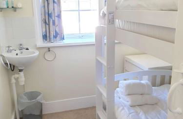 Old Coastguard Cottage with uninterrupted sea views - Foto 12