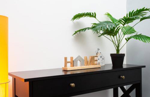 Characterful 2BR Victorian in Prime Jesmond - Fast WiFi & Walk to Station! - Foto 15