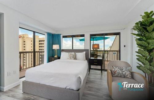 Fireworks View Studio Condo with Terrace and Kitchenette - Foto 15