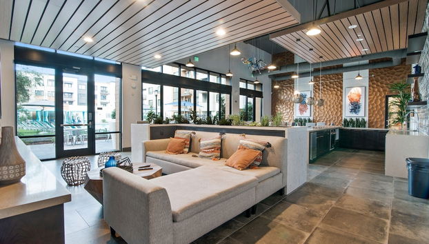 Coin salon dans le hall