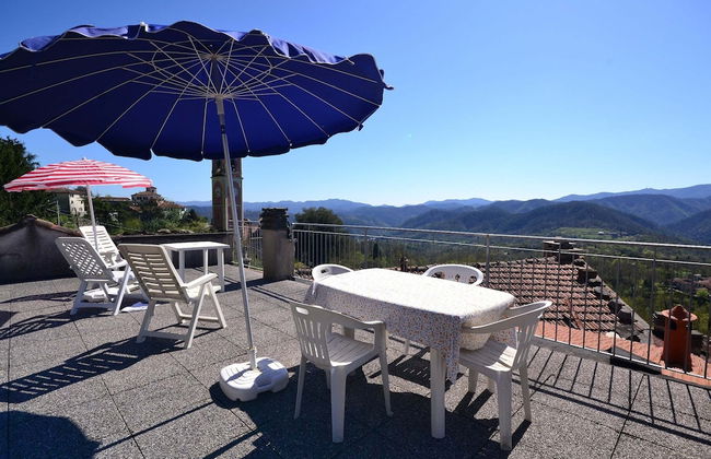 Inviting Holiday Home With Terrace, Garden Furniture, BBQ - Foto 46