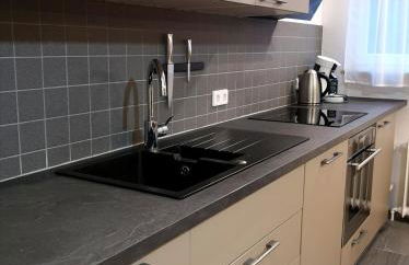 Family Suites & Parking - Foto 8