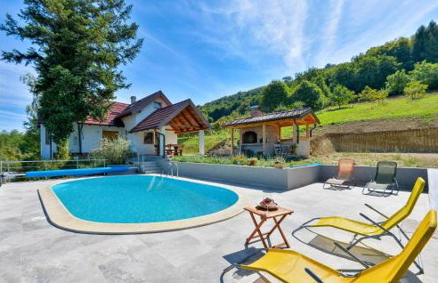 3 Bedroom Beautiful Home In Piscanovec - Foto 1