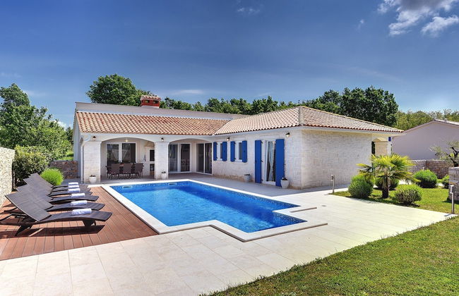 Comfortable Villa With Private Swimming Pool, Table Football, Near Labin - Foto 32