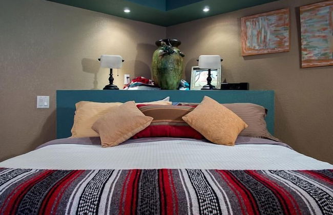 Cozy Cactus Resort ...sorta kinda - Photo 10