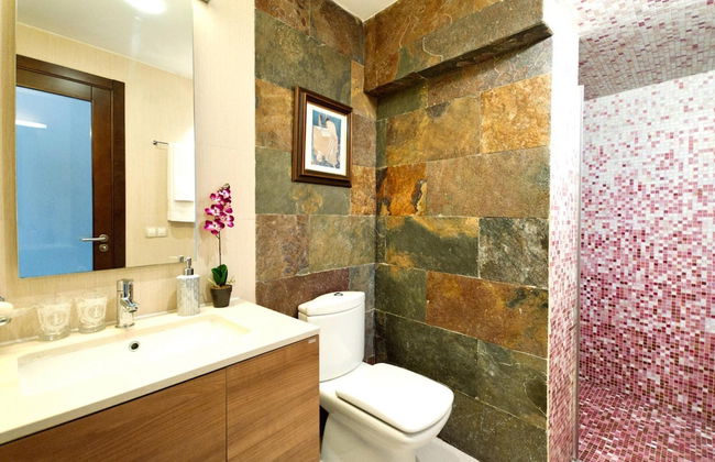 Villa With Pool and Beautiful Architecture - Foto 18