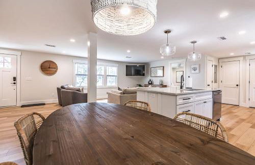 Newly Renovated LowCountry Cottage with Marsh Views - Sleeps 6 - Foto 14