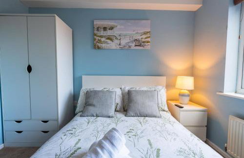 Cheerful 4-bedroom house with multiple car parking - Foto 22