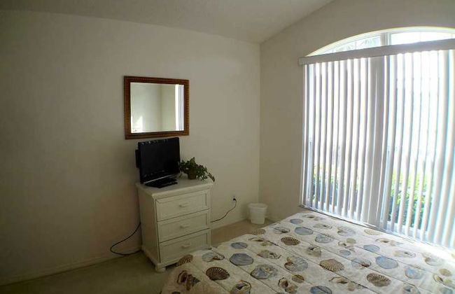 4BR 3BA Home in Indian Creek by CV-2675 - Foto 5