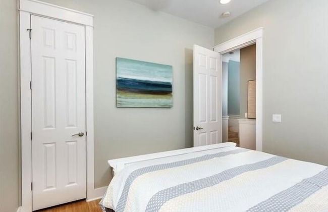 Sea View Play 3 Bedroom Home by RedAwning - Photo 2