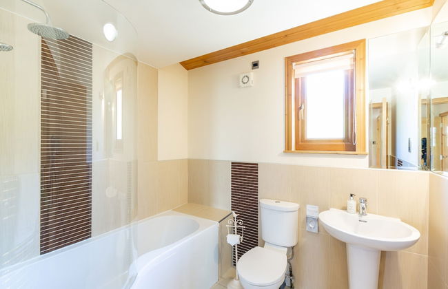 Douglas Fir Lodge With Hot Tub Near Cupar, Fife - Foto 28