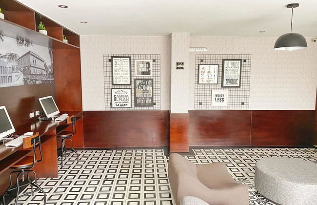 w Contemporary 1BR Near Central Restaurante - Photo 33