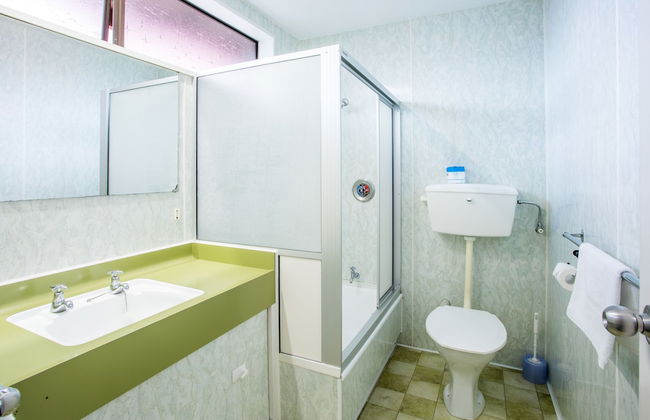 Te Anau Top 10 Holiday Park - Photo 14