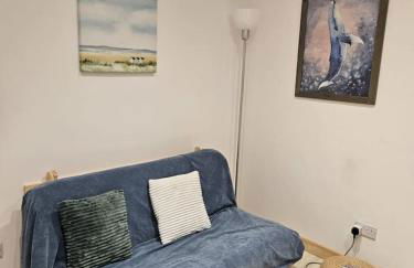 Isle of Wight Gem Cozy 2BR in Ryde - Photo 7