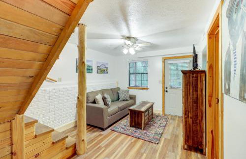 Woodsy Gassville Getaway about 3 Mi to White River! - Foto 11