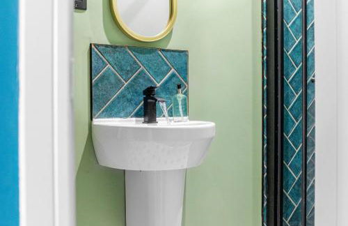 Amazonian Luxury Family Home MCR City Centre Etihad Free Parking - Foto 18