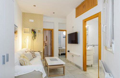 Bonito y muy fresco apartamento con patio privado - Photo 7