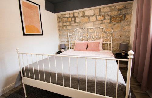 Apartments Mali Dvor Novigrad - Photo 32