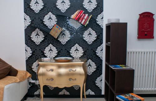 Tami Holidays - Photo 36