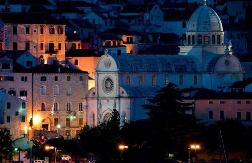 Seaview & Balcony Apartment PETRA - Foto 47