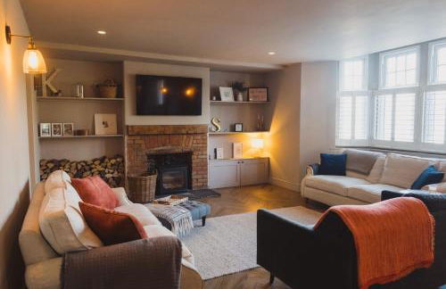 Luxury House Sleeps 14 With Secret Bar Near Bath - Photo 69