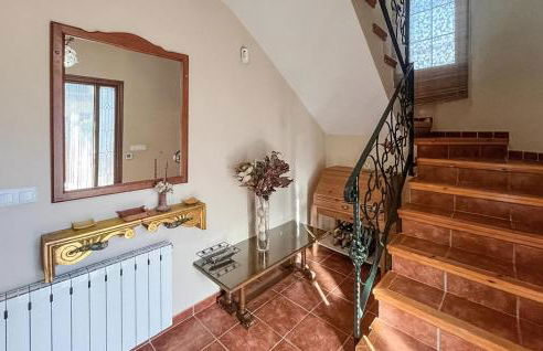 Stunning Home In Otura - Photo 18