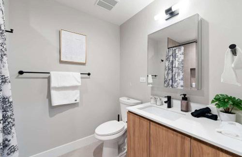 Steps from the Lake Edgewater Modern 2BD 2BA - Photo 26