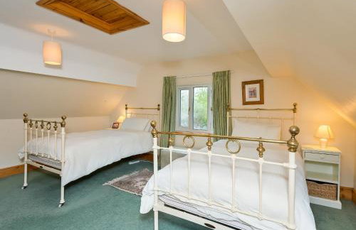 Coach House - Photo 8