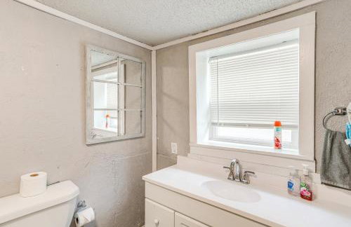 Greers Ferry Home with Fire Pit Near Shiloh Marina! - Photo 20