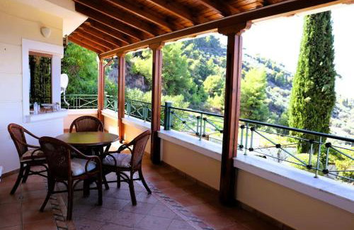 Luxury villa with stunning seaviews and pool - Foto 7