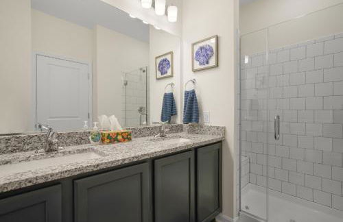 Robert's Retreat - Brand new home w/ gorgeous water views! - Foto 30