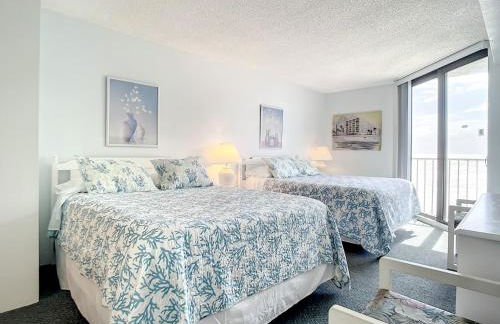 Ocean View with a beachfront pool at Ocean Trillium Condo ~ 402 - Foto 13