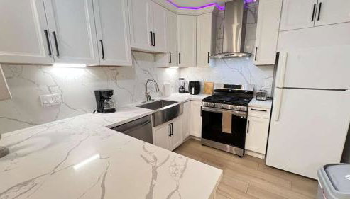 8354 Adam Unit B 1Bed 1Bath by SD Stay - Foto 4