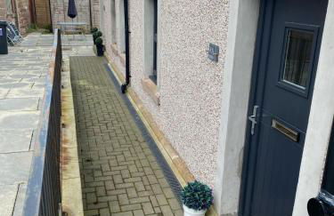 Modern 2 bedroom Flat in Montrose - Photo 14