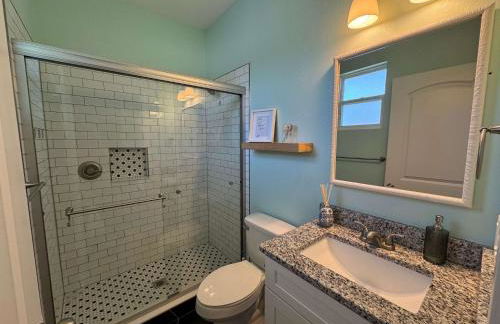 The Orange Blossom Suite Near UF Shands D-town - Photo 30