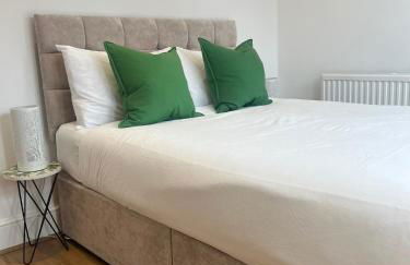 2025 Award Winner Liverpool Cherry House - 4 Bedrooms - Foto 22