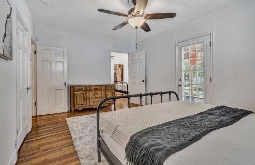 Pool Mins to Downtown & Alamo - Huisache Retreat - Foto 27