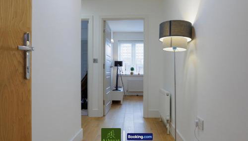 One Bedroom Apartment By Arhouse Apartments Short Lets & Serviced Accommodation Kingston With Free WiFi - Photo 5