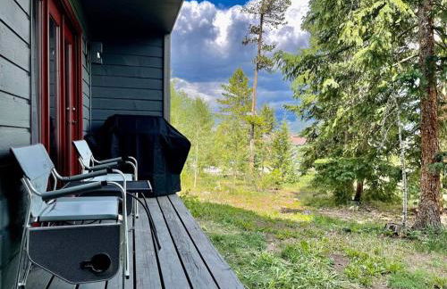 Cozy Ski Condo + Hot Tub + Fireplace + Heated Pool - Foto 8