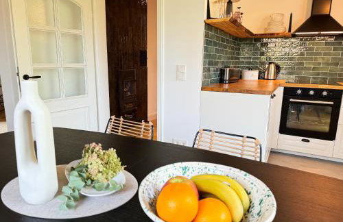 Stilvolles Haus mit Naturgarten & Weitblick - für Familien & Freunde - Foto 19