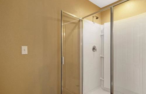 Holiday Home Wunderschönes Ferienhaus in Loughman mit Pool in Südlage und Blick auf das Natu by Interhome - Foto 19