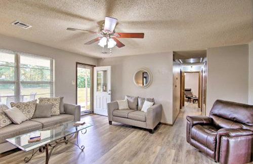 Quiet Clayton Home with Mountain Views 4 Mi to Lake! - Foto 4