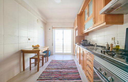 Spacious Apt Near Beach & Train, By TimeCooler - Foto 21