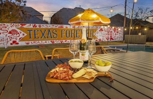 Texas Willow Ranch - Epic Luxury Retreat with Pool, Game room, Soccer, BBQ, Fire table - Foto 76