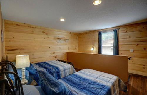 Dragon's Nest Cabin with Mountain Views - Foto 22