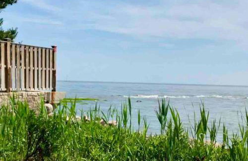 Direct Waterfront 4 Bedroom Beach House With Stunning LI Sound Views & Private Beach - Foto 26