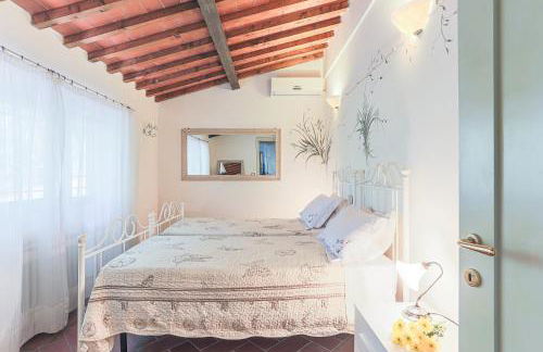 Villa Pongina with private pool - Foto 12