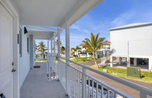 Ocean Front Breeze in Paradise - Foto 15