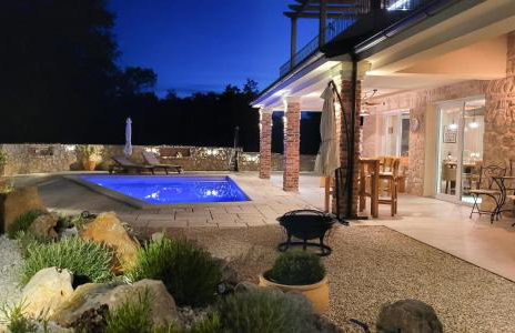 Villa Alara - charming villa with heated swimming pool - Foto 49